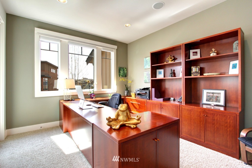 1006 North 42nd Place Renton, WA 98056 - Photo 10 of 25