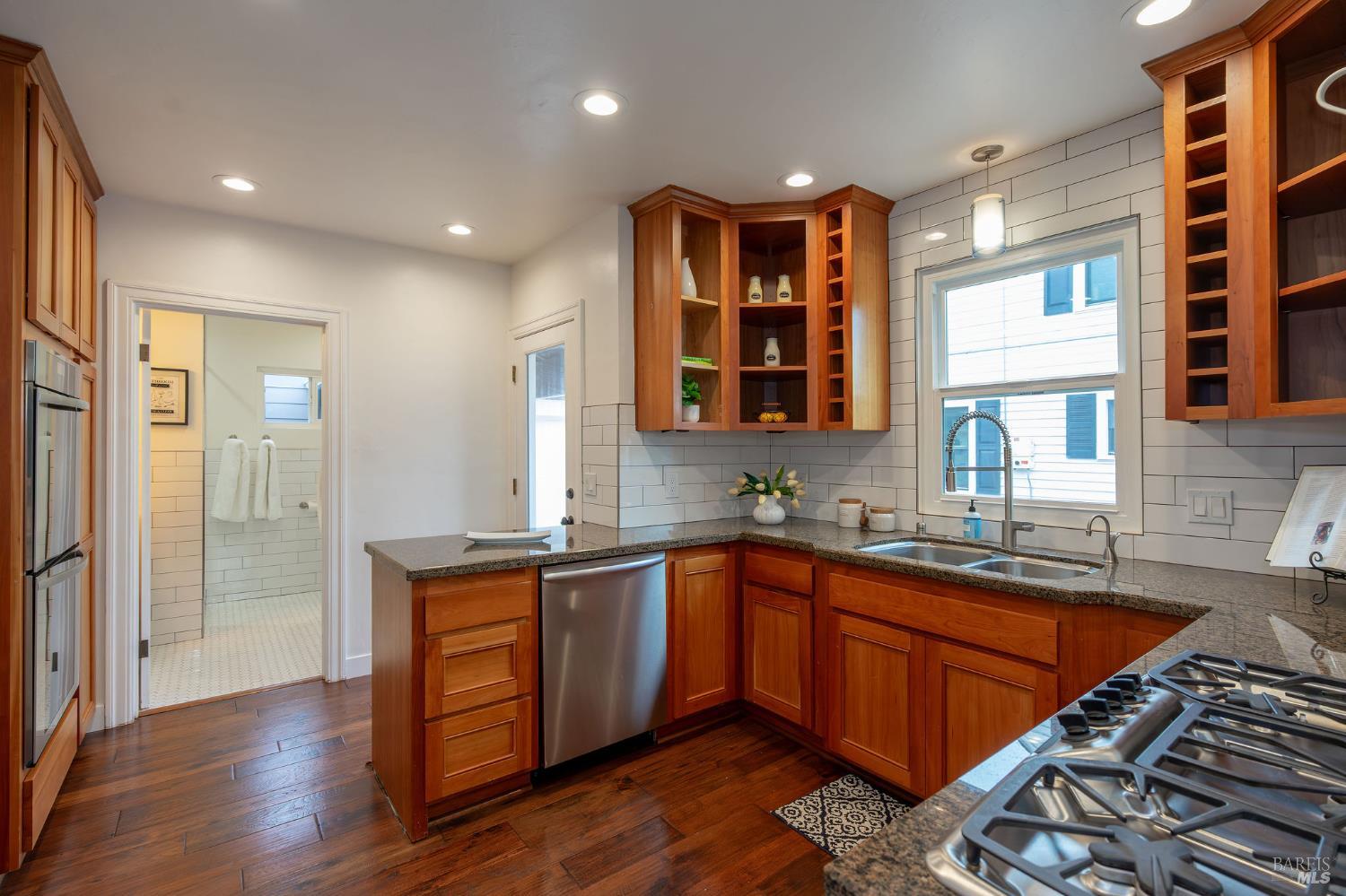 1803 Humboldt Street Santa Rosa, CA 95404 - Photo 18 of 60