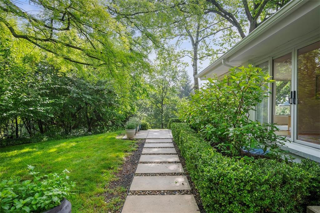 10 Old Farm Road Carnegie, PA 15106 - Photo 46 of 50 Gallery Image 46
