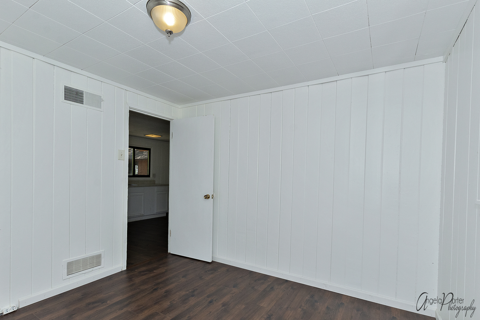 5014 Sunnyside Road Woodstock, IL 60098 - Photo 14 of 32