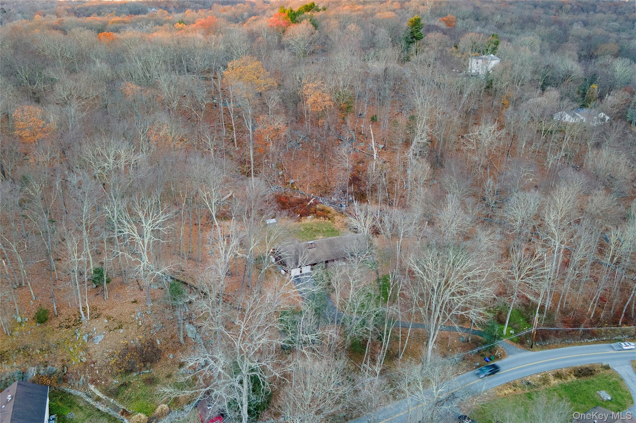 630 Union Valley Road Mahopac, NY 10541 - Photo 30 of 34 a backyard of a building