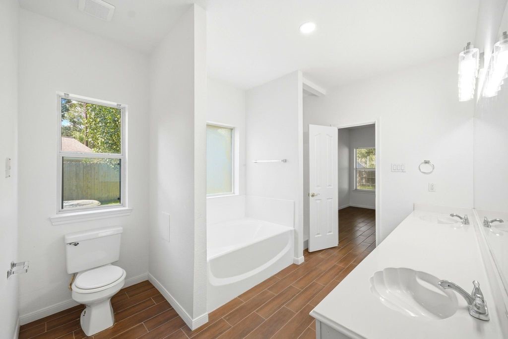 22907 Squirrel Tree Street Spring, TX 77389 - Photo 20 of 49 Gallery Image 20