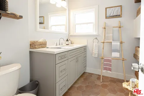$775,000 | 1432 West 91st Street, Los Angeles, CA 90047