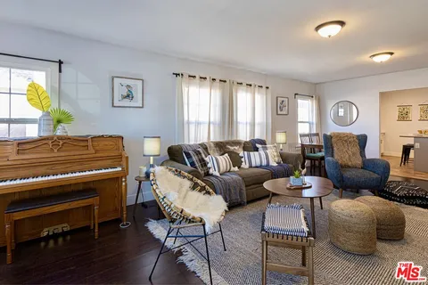 $775,000 | 1432 West 91st Street, Los Angeles, CA 90047