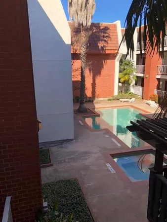 $1,950 | 3115 Helms Street, Unit 205, Austin, TX 78705