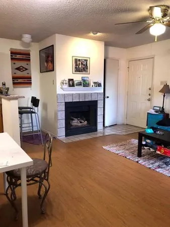 $1,950 | 3115 Helms Street, Unit 205, Austin, TX 78705