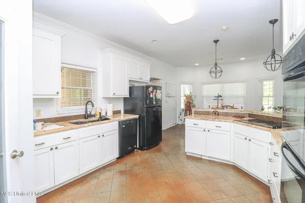 $525,000 | 2230 Wildwood Drive, Florence, MS 39073