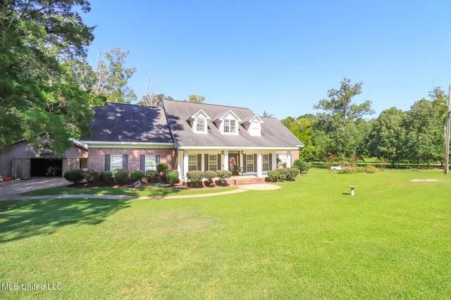 $525,000 | 2230 Wildwood Drive, Florence, MS 39073