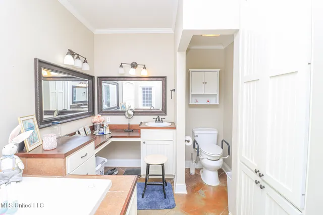 $525,000 | 2230 Wildwood Drive, Florence, MS 39073