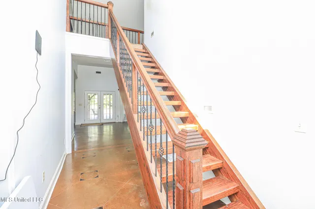 $525,000 | 2230 Wildwood Drive, Florence, MS 39073