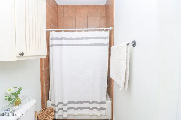 $525,000 | 2230 Wildwood Drive, Florence, MS 39073