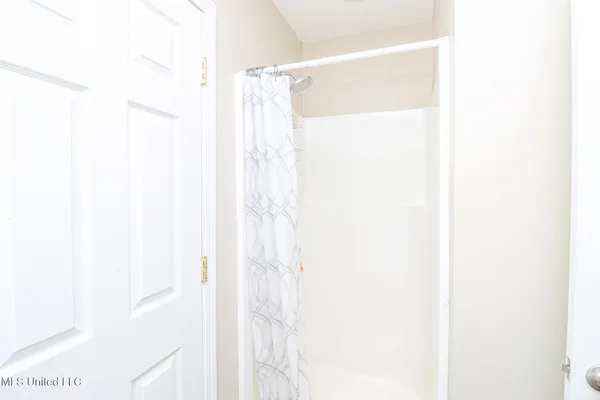 $525,000 | 2230 Wildwood Drive, Florence, MS 39073