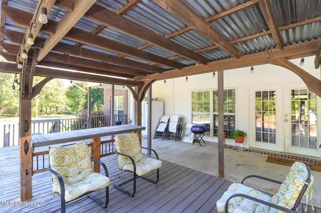 $525,000 | 2230 Wildwood Drive, Florence, MS 39073