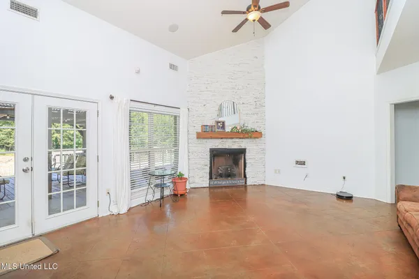 $525,000 | 2230 Wildwood Drive, Florence, MS 39073