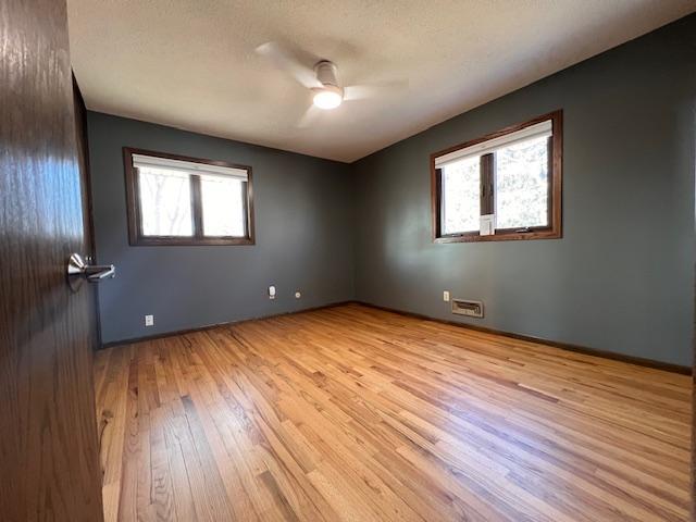 8500 Isle Avenue South Cottage Grove, MN 55016 - Photo 13 of 28
