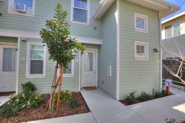 $3,900 | 318 West Micheltorena Street, Unit C, Santa Barbara, CA 93101