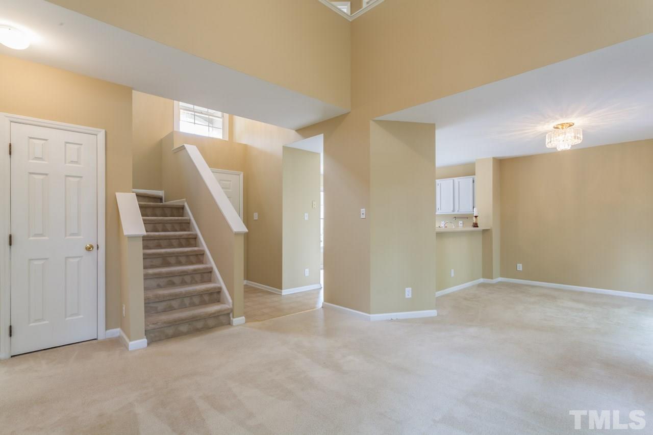5217 Ryegrass Court Raleigh, NC 27610 - Photo 12 of 25 Gallery Image 12