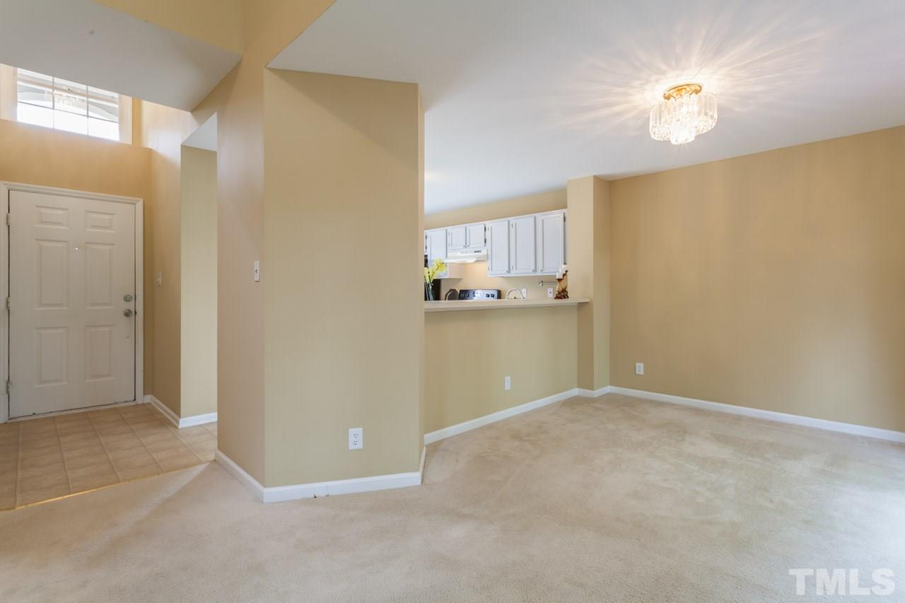 5217 Ryegrass Court Raleigh, NC 27610 - Photo 14 of 25 Gallery Image 14