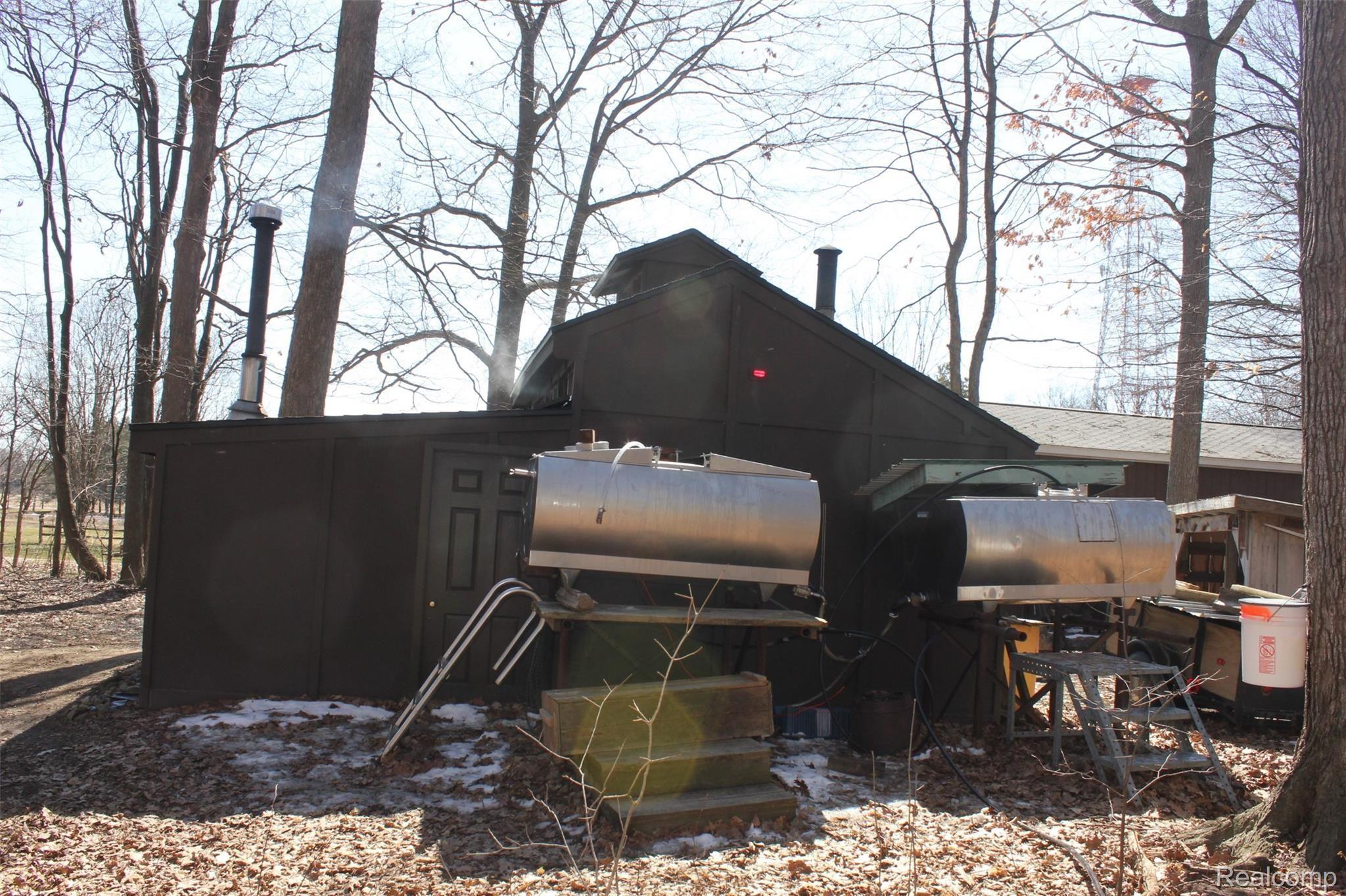 10443 Hill Road Goodrich, MI 48438 - Photo 39 of 85 IMG_9381.JPG