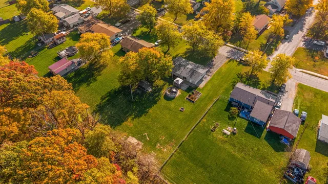 a view of an outdoor space