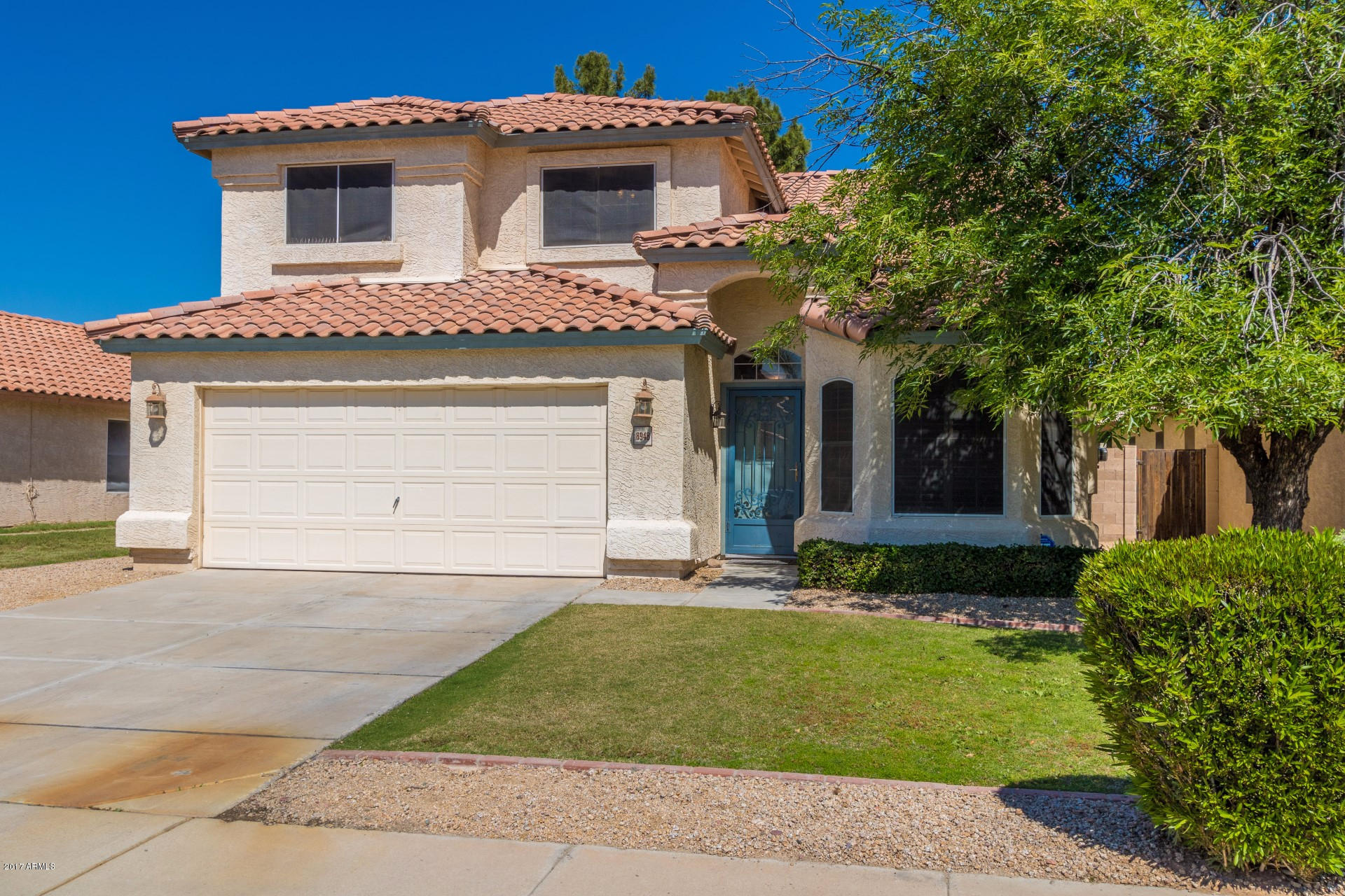 8948 West Kathleen Road Peoria, AZ 85382 - Photo 3 of 32