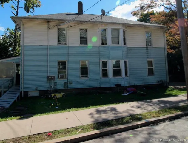 $1,750 | 21 Foster Street, Meriden, CT 06451
