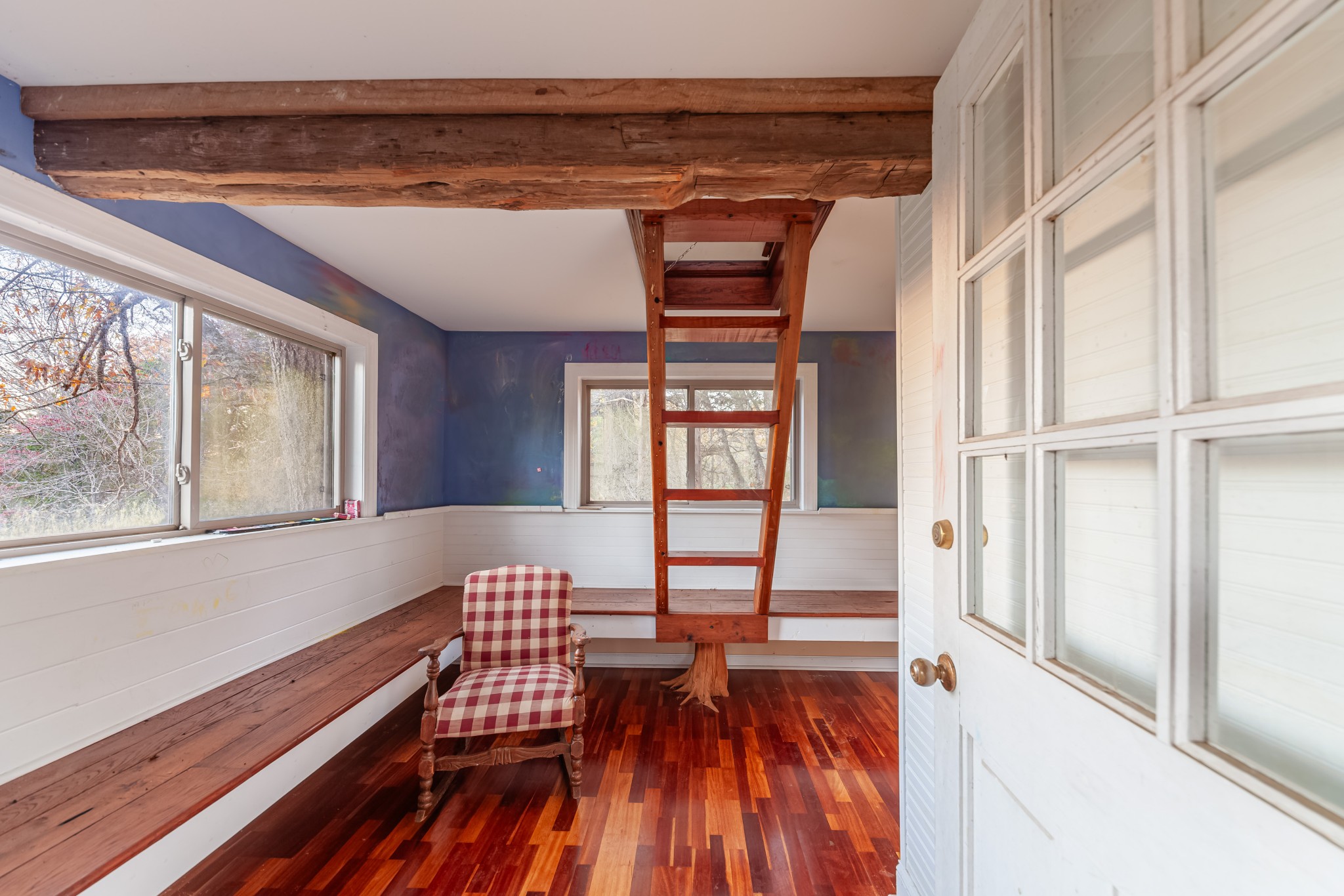 2115 Rock Springs Road Columbia, TN 38401 - Photo 42 of 44 a view of balcony with wooden floor and furniture