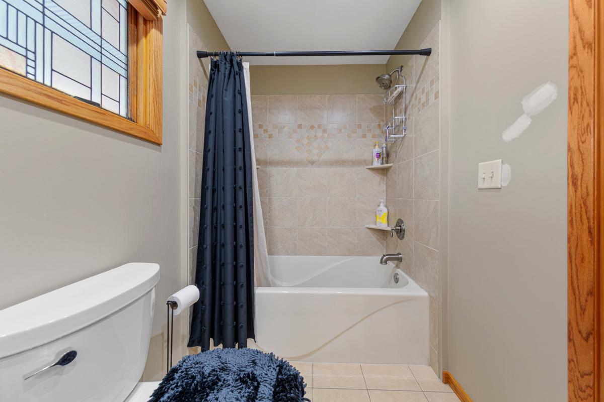 710 Upper Johnson Circle St. Peter, MN 56082 - Photo 19 of 34