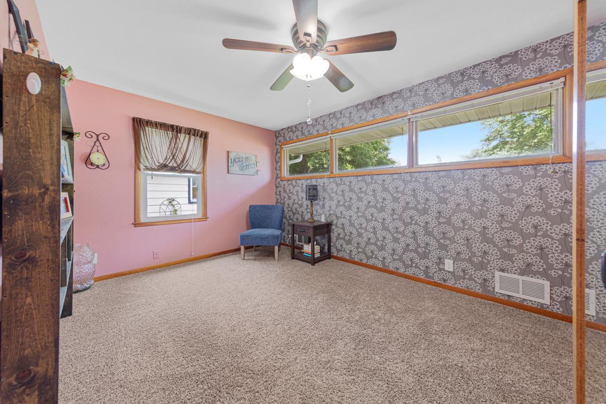 710 Upper Johnson Circle St. Peter, MN 56082 - Photo 20 of 34