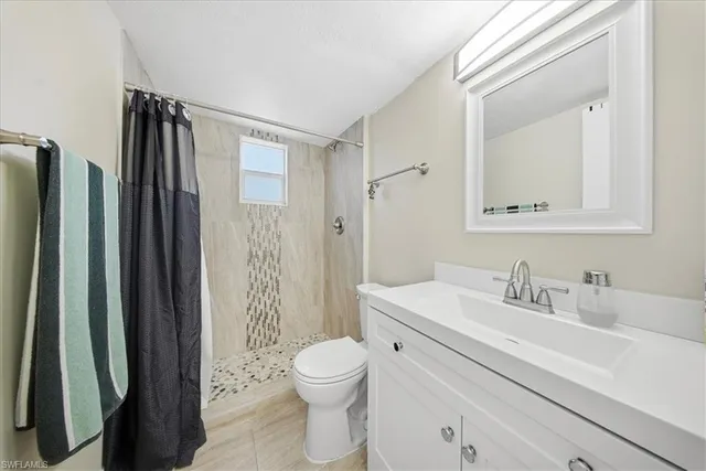 $195,000 | 3325 Airport Road, Unit U4, Naples, FL 34105