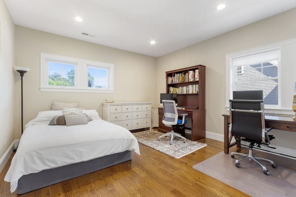 6 Pinewood Road Needham, MA 02492 - Photo 18 of 36