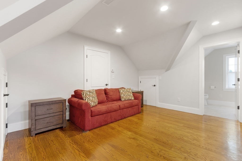 6 Pinewood Road Needham, MA 02492 - Photo 25 of 36