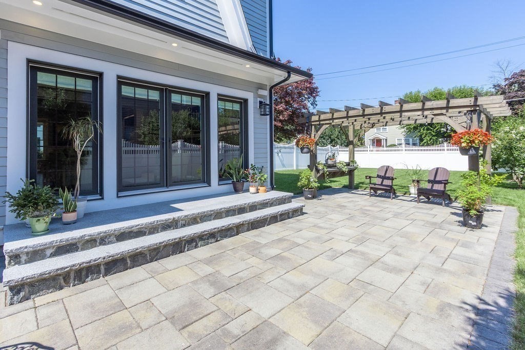 6 Pinewood Road Needham, MA 02492 - Photo 33 of 36