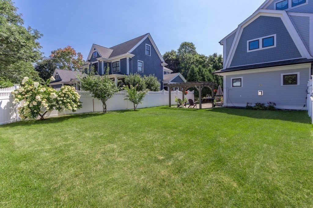 6 Pinewood Road Needham, MA 02492 - Photo 35 of 36