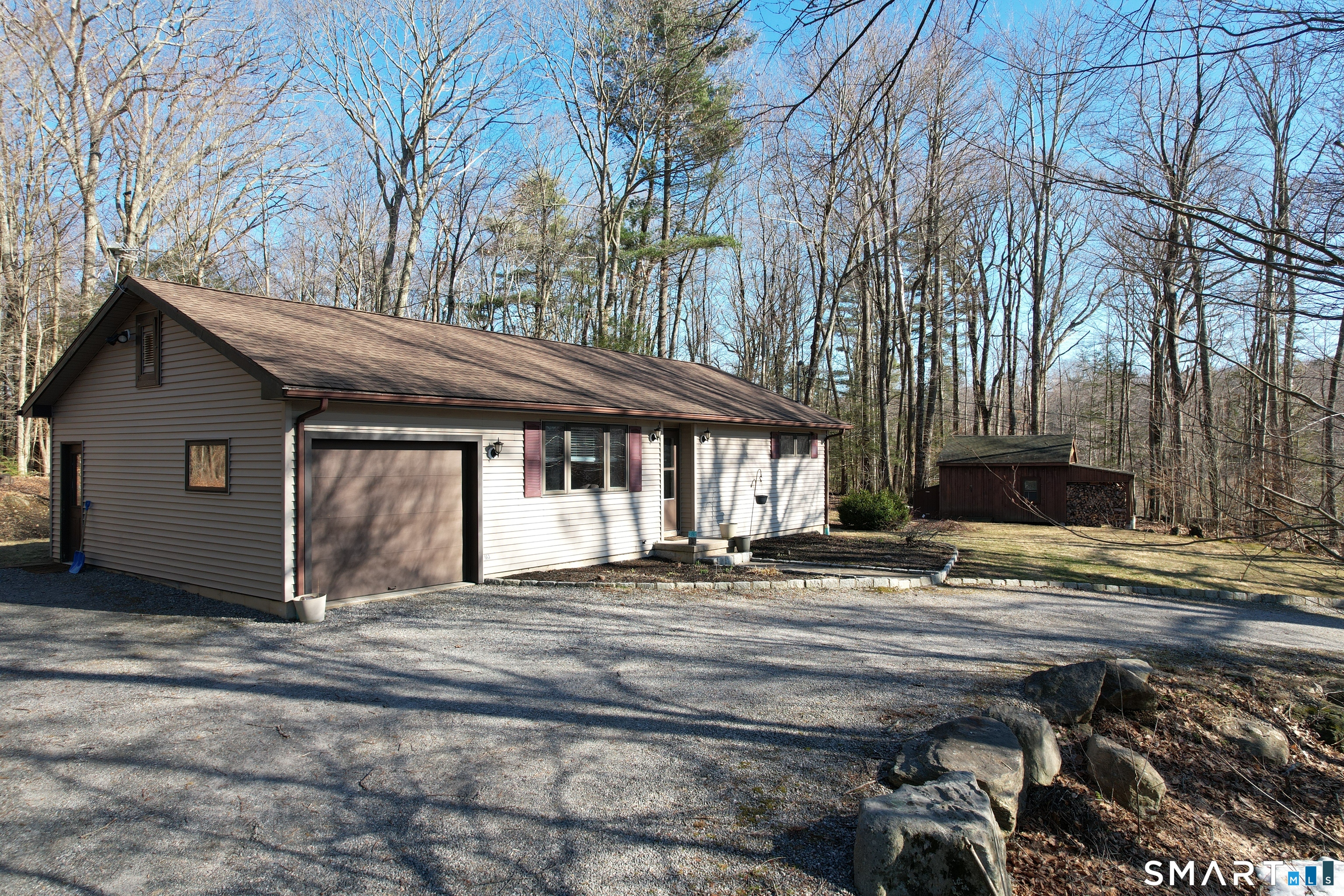 621 Wynne Road Winchester, CT 06098 - Photo 3 of 35