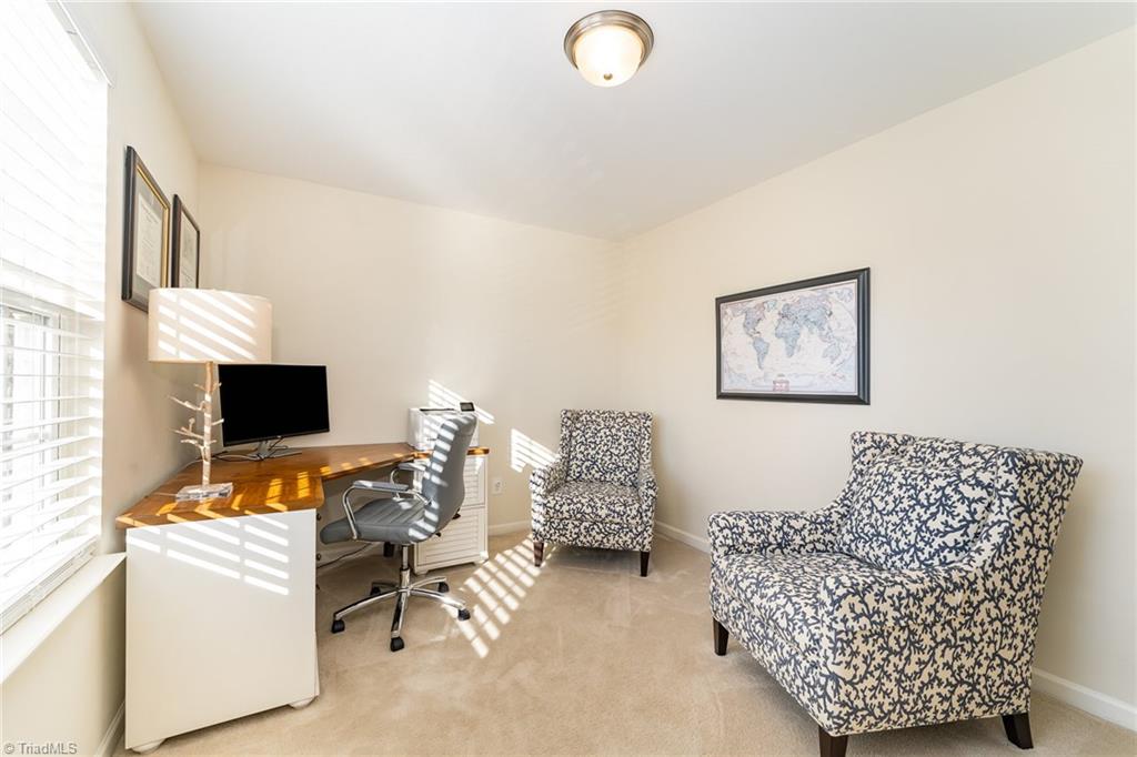 458 Ridgebrooke Drive High Point, NC 27265 - Photo 18 of 33