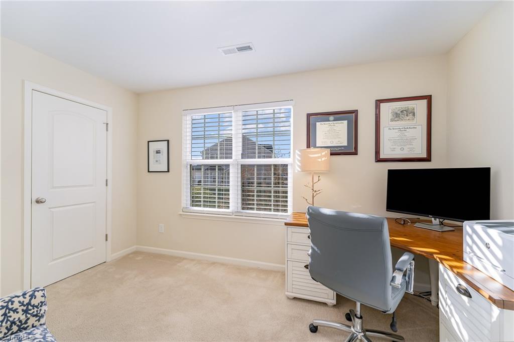 458 Ridgebrooke Drive High Point, NC 27265 - Photo 20 of 33