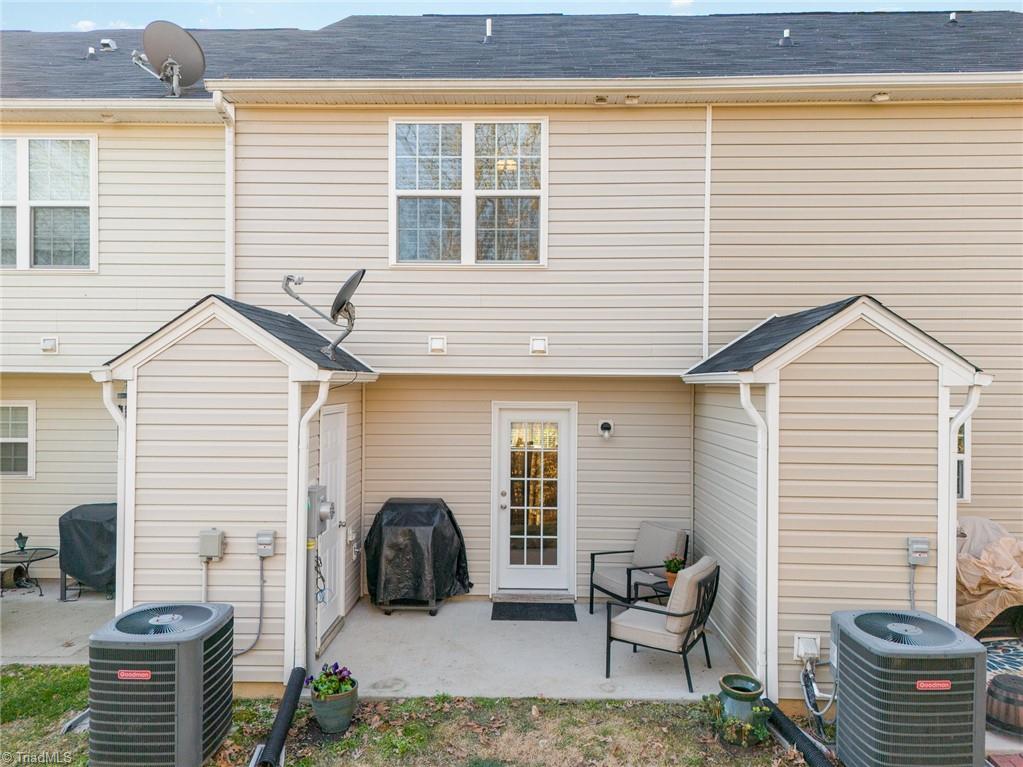 458 Ridgebrooke Drive High Point, NC 27265 - Photo 28 of 33