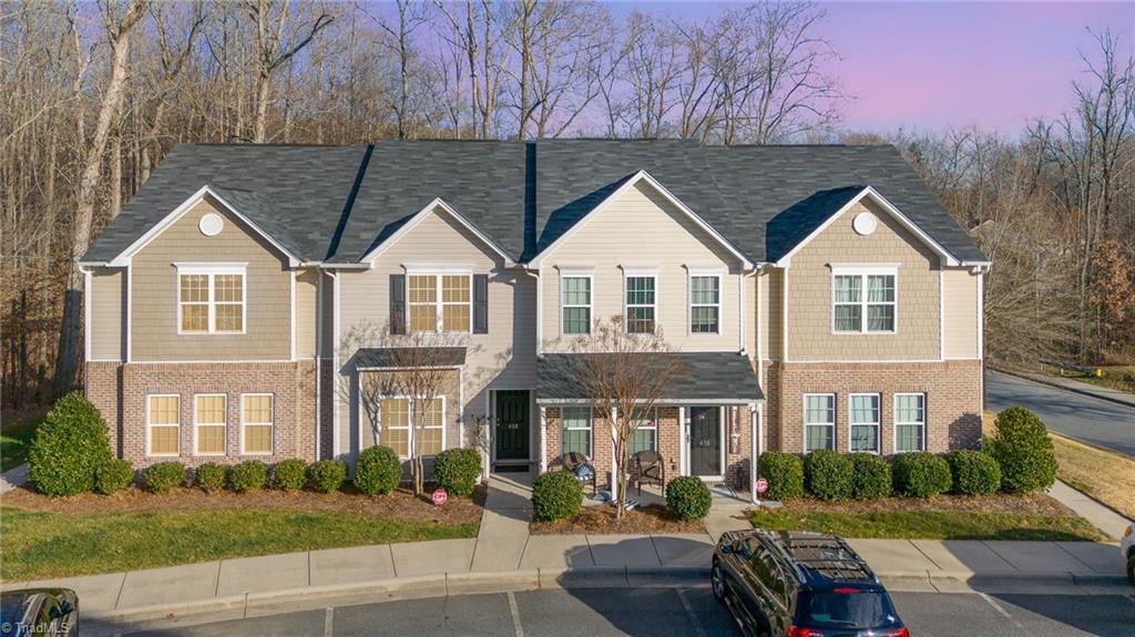 458 Ridgebrooke Drive High Point, NC 27265 - Photo 3 of 33