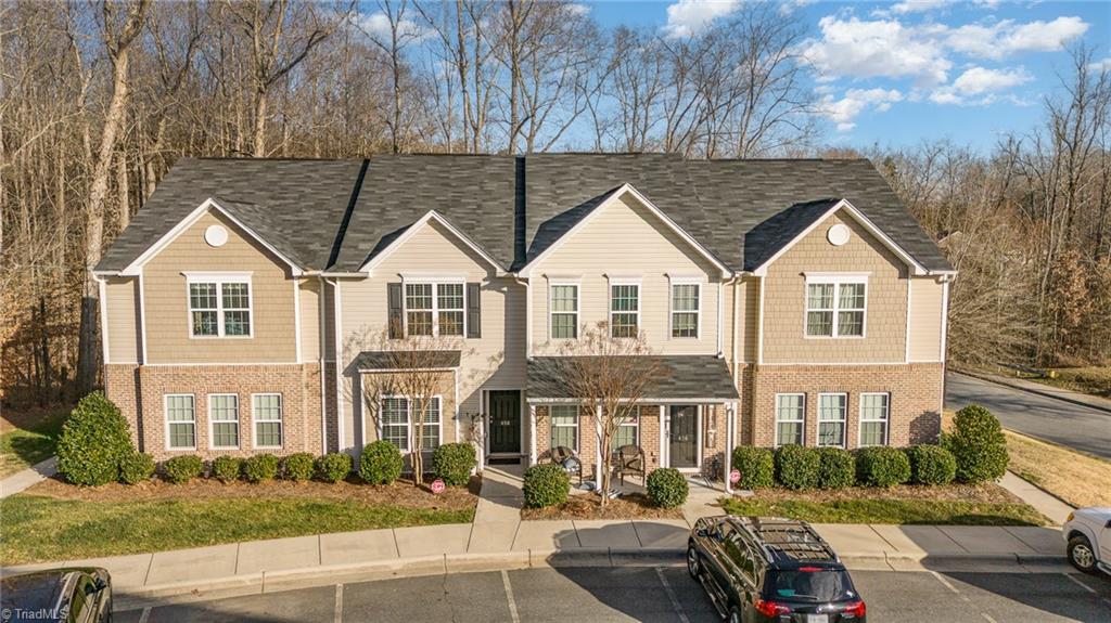 458 Ridgebrooke Drive High Point, NC 27265 - Photo 4 of 33