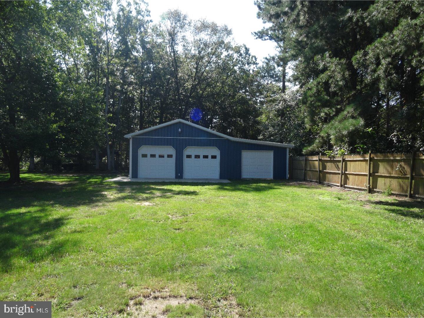 4828 Lake Road Newfield, NJ 08344 - Photo 2 of 9 Garage