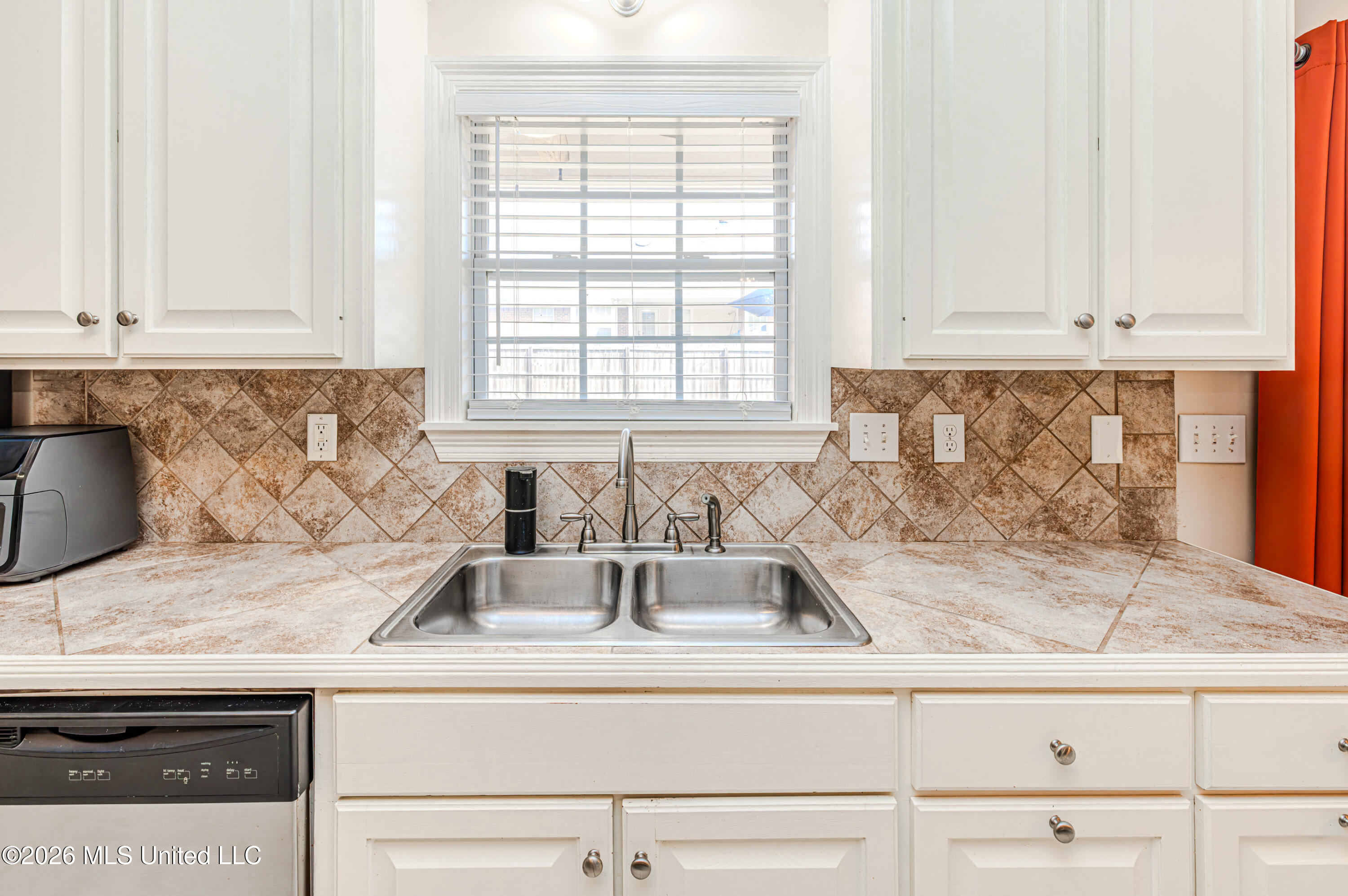 677 Parker Place Brandon, MS 39042 - Photo 11 of 34 1R4A5937