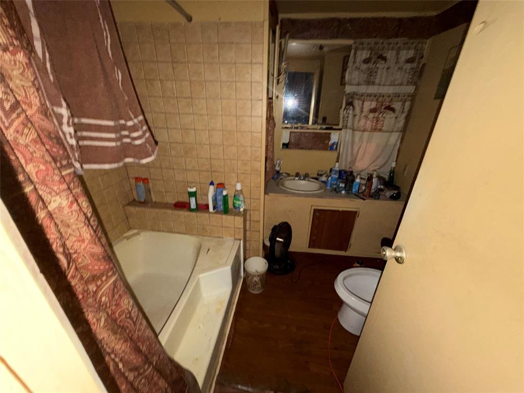 205 Barker Street Athens, TX 75751 - Photo 10 of 11