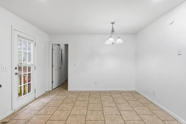 $282,500 | 10406 Richmond Highway, Lynchburg, VA 24504