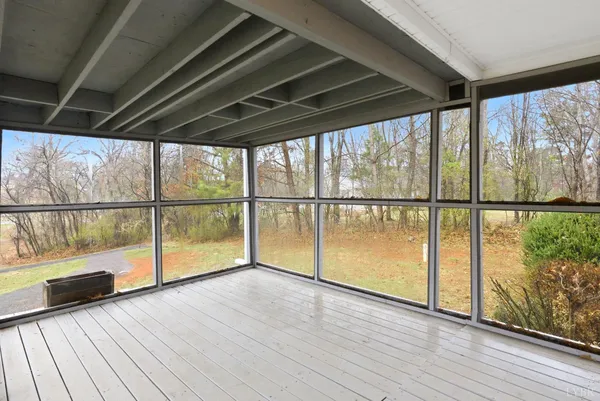 $282,500 | 10406 Richmond Highway, Lynchburg, VA 24504