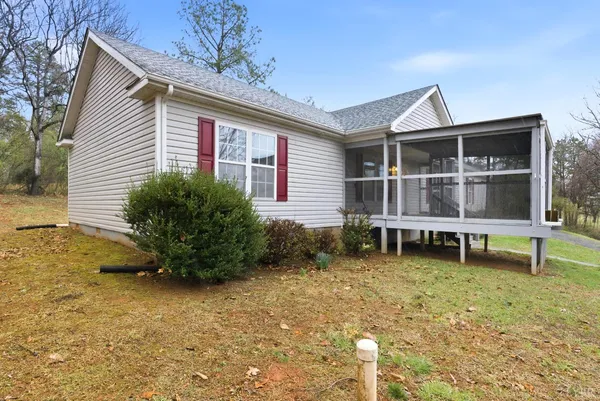 $282,500 | 10406 Richmond Highway, Lynchburg, VA 24504