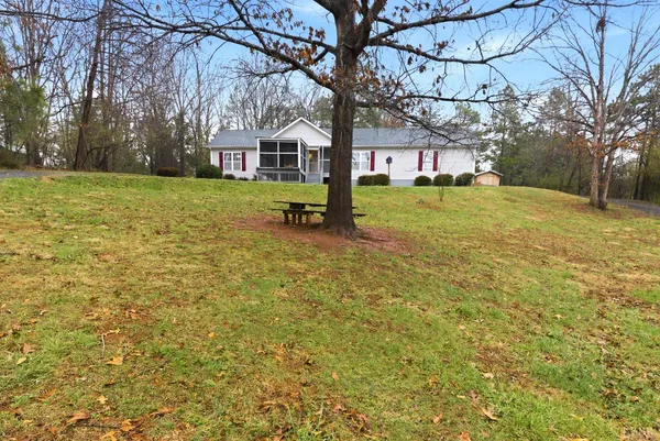 $282,500 | 10406 Richmond Highway, Lynchburg, VA 24504