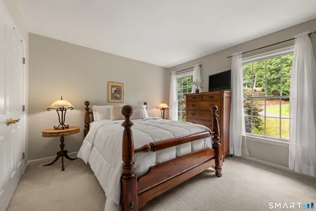 $900,000 | 105 Lake Ridge Road, Southbury, CT 06488