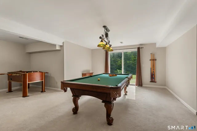 $900,000 | 105 Lake Ridge Road, Southbury, CT 06488