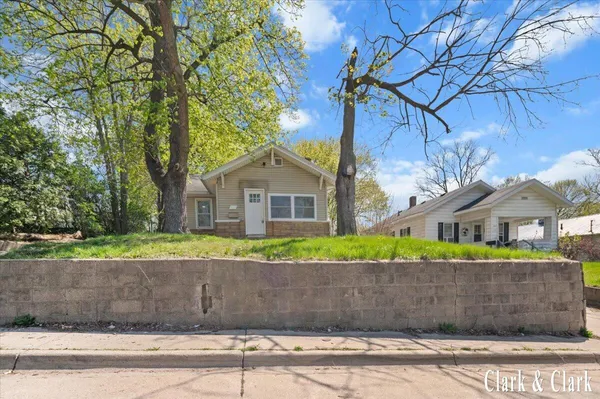$179,900 | 312 King Alley, Ionia, MI 48846